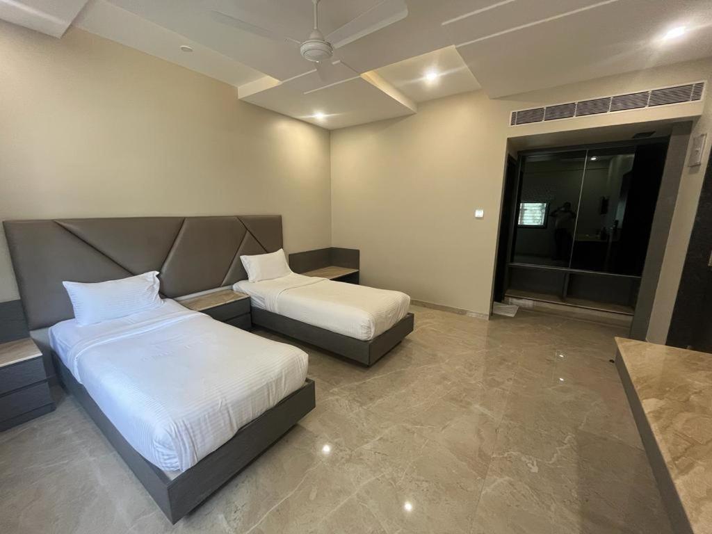 Sun Shine Hotel Bangalore Dış mekan fotoğraf